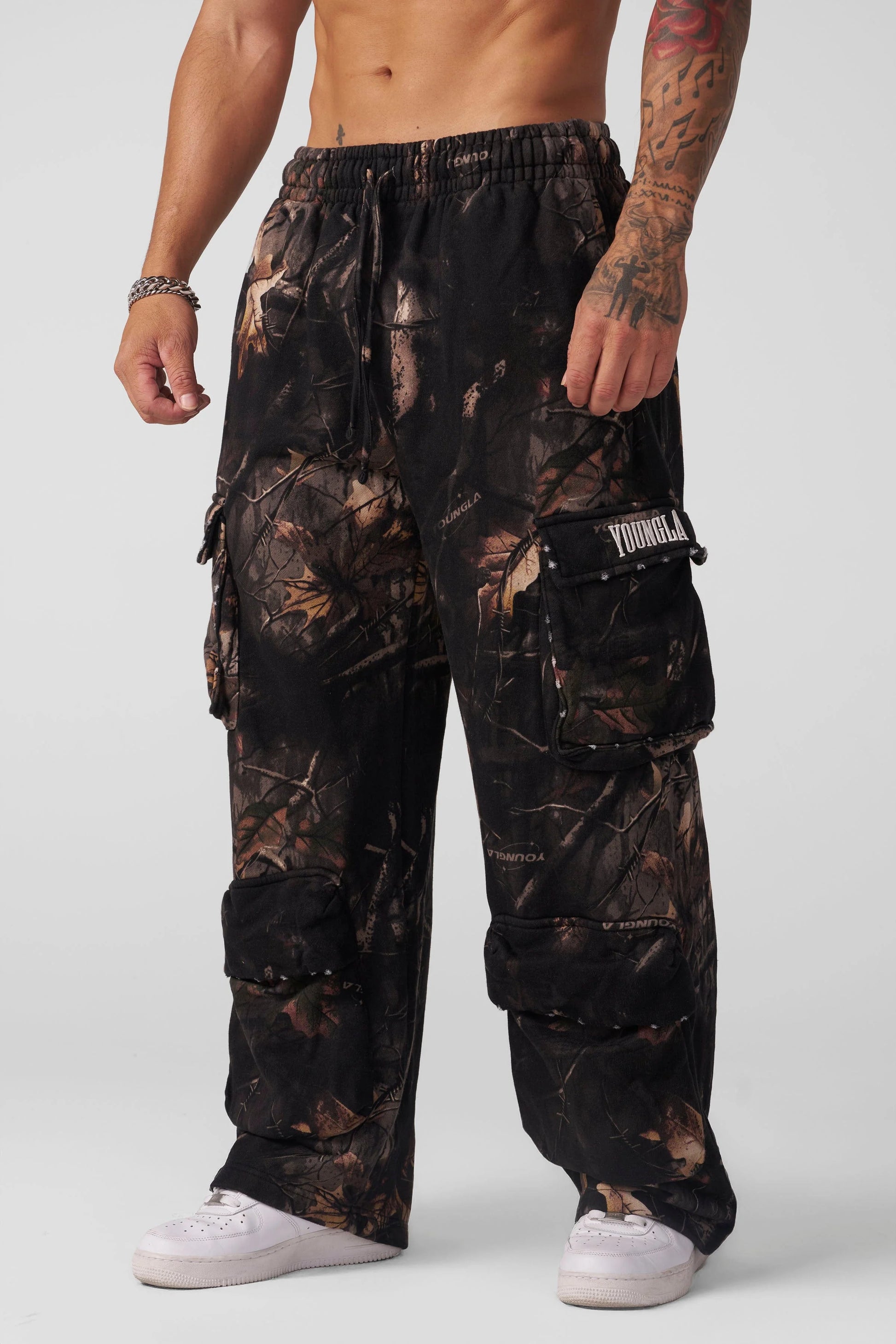 2033 - HERITAGE CAMO CARGO SWEATS PRE-ORDER