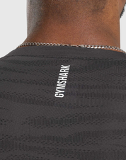 GEO ANIMAL SEAMLESS LONG SLEEVE T-SHIRT PRE-ORDER