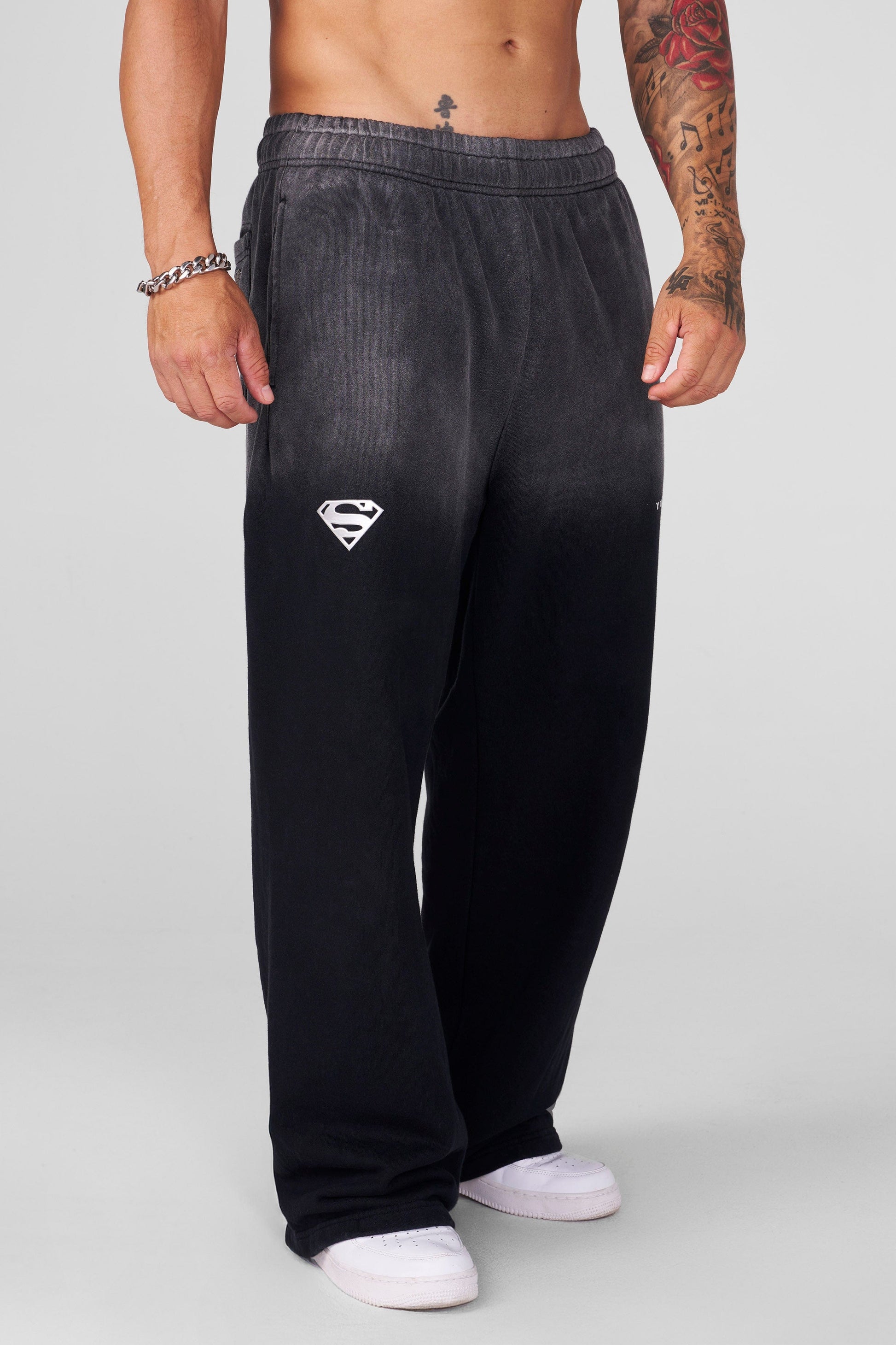 2032 - SUPERMAN SWEATS PRE-ORDER