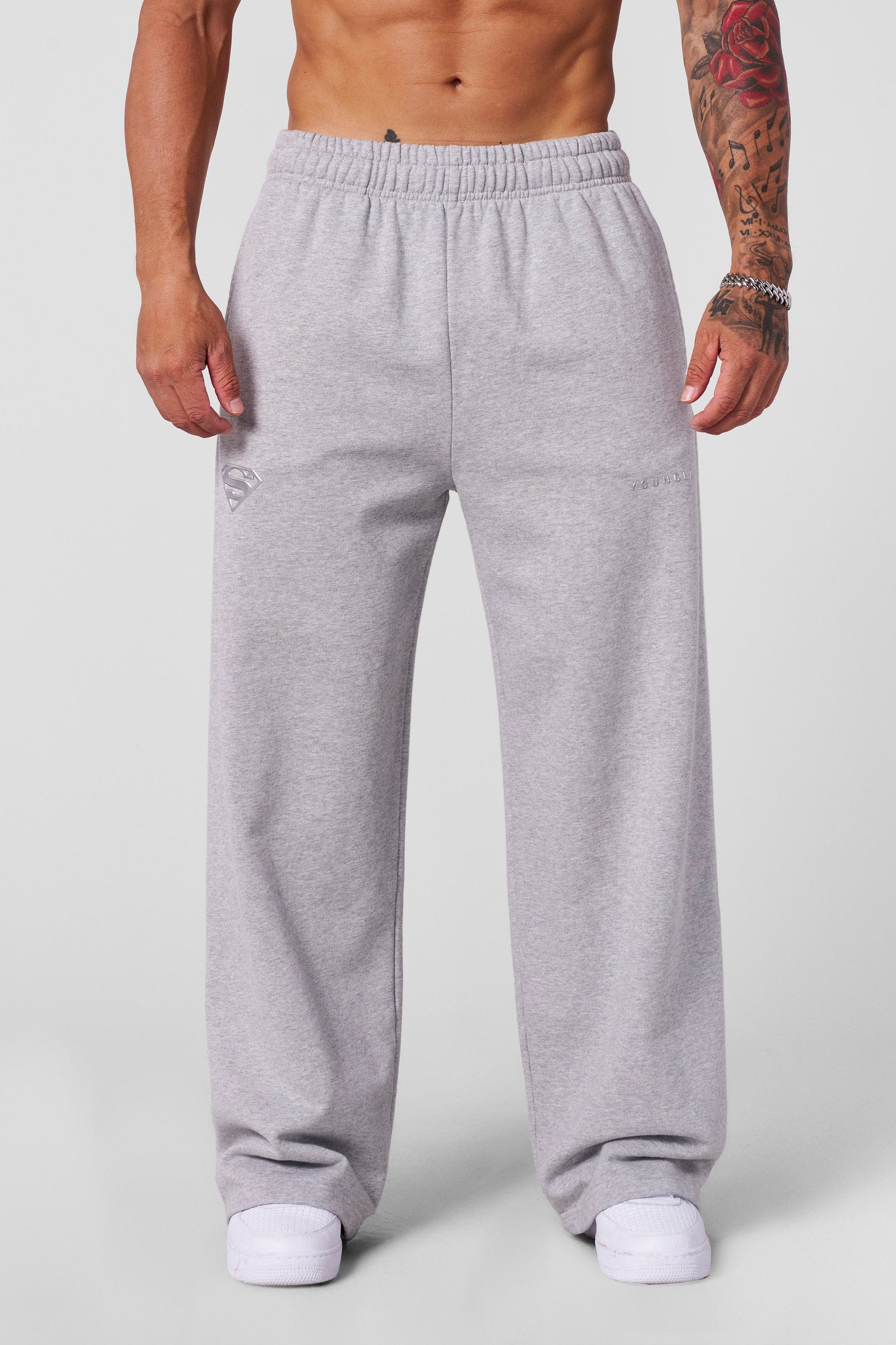 2032 - SUPERMAN SWEATS PRE-ORDER