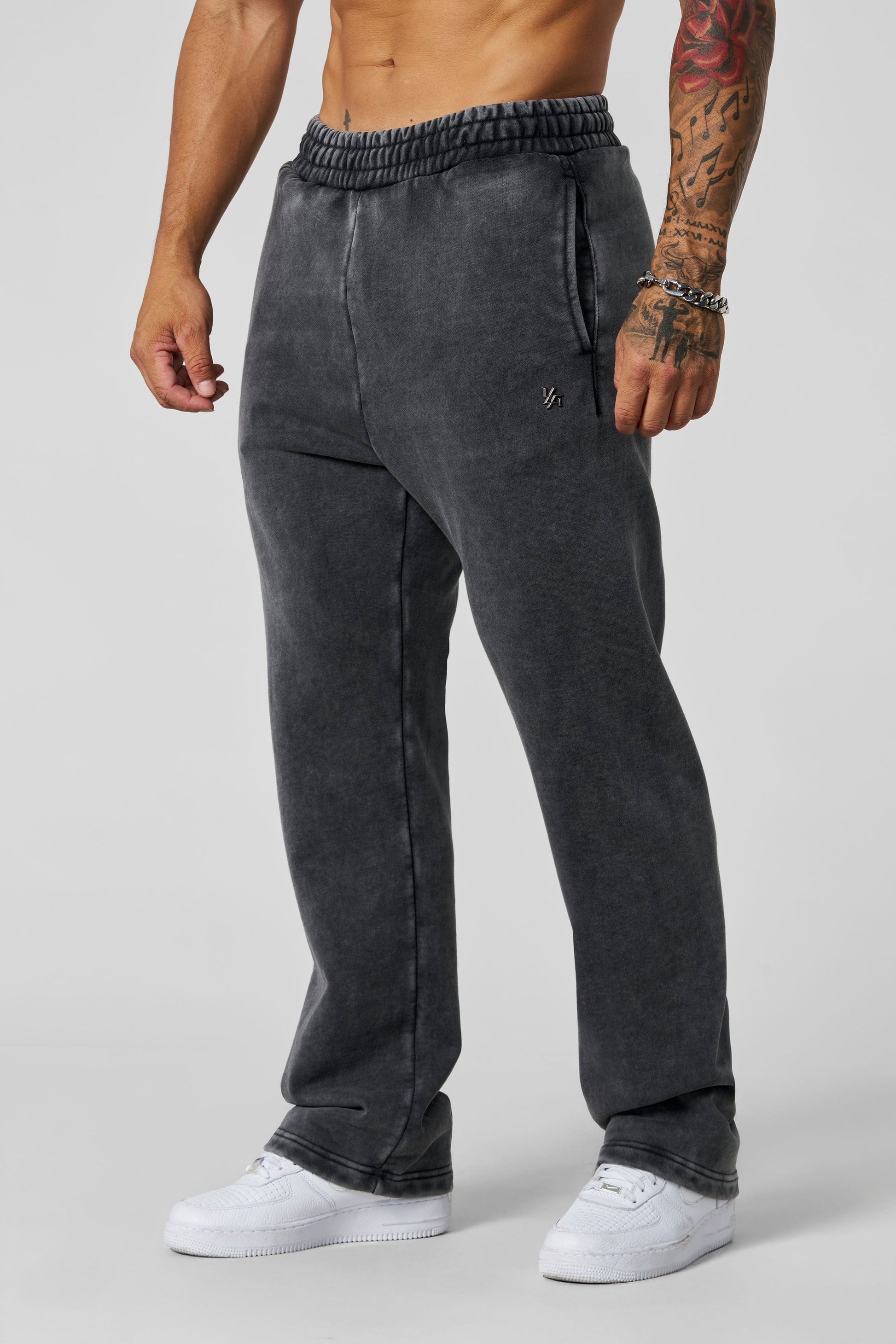 2068 - ELEVATED ESSENTIALS - STRAIGHT SWEATS PRE-ORDER