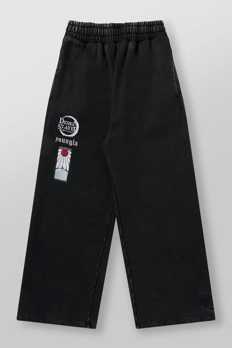 2153 - DEMON SLAYER: KIMETSU NO YAIBA - SWEATS PRE-ORDER