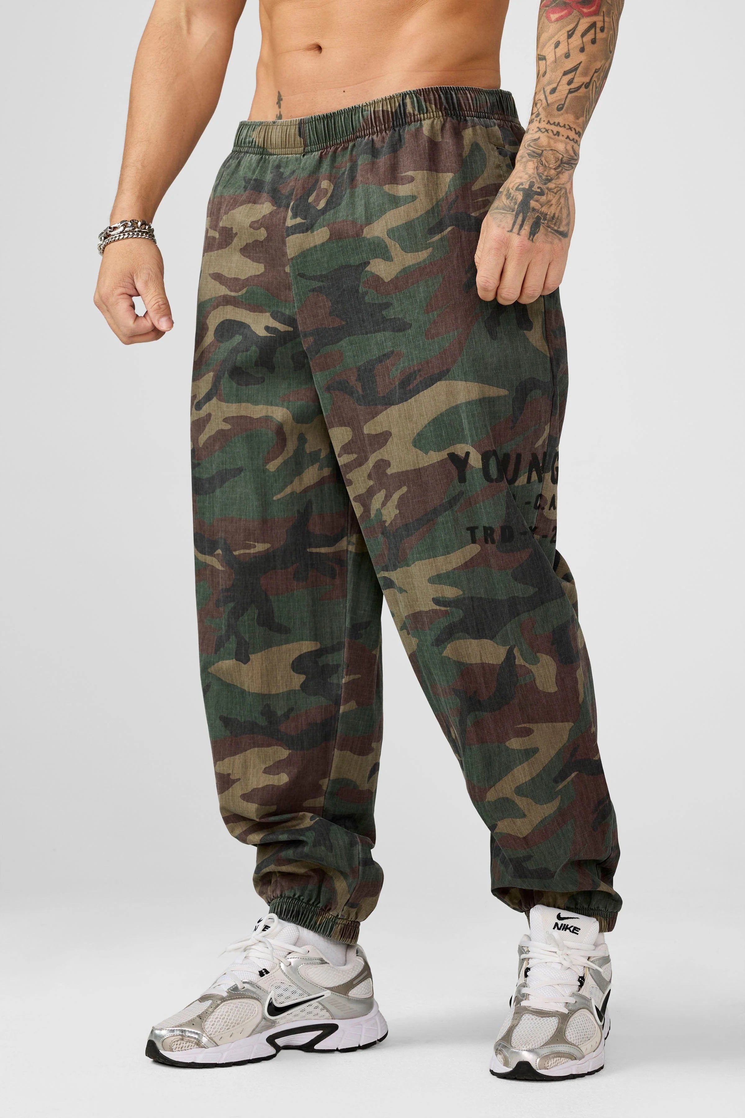 2162 - ELEVATED PUMP COVER JOGGERS PRE-ORDER