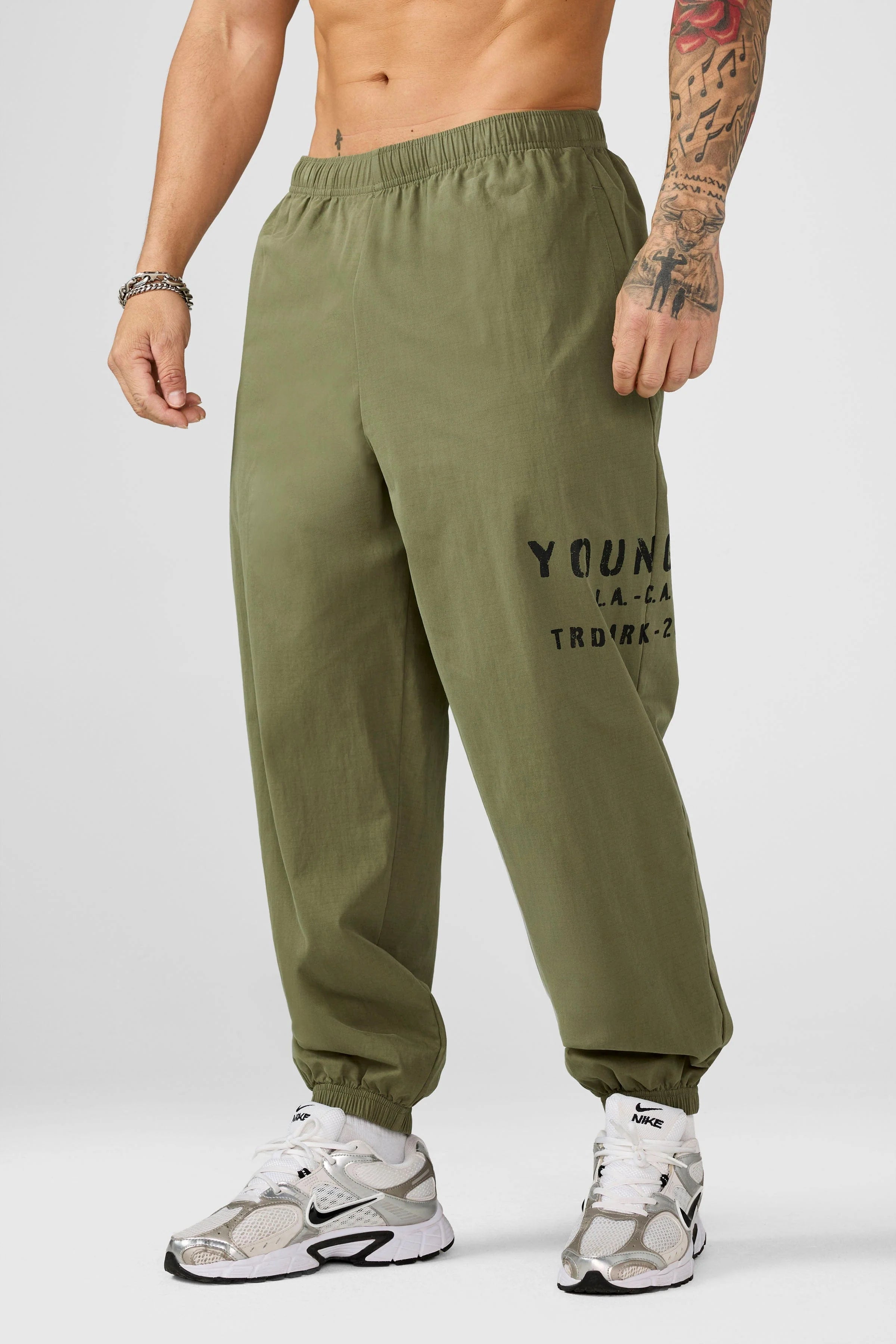 2162 - ELEVATED PUMP COVER JOGGERS PRE-ORDER
