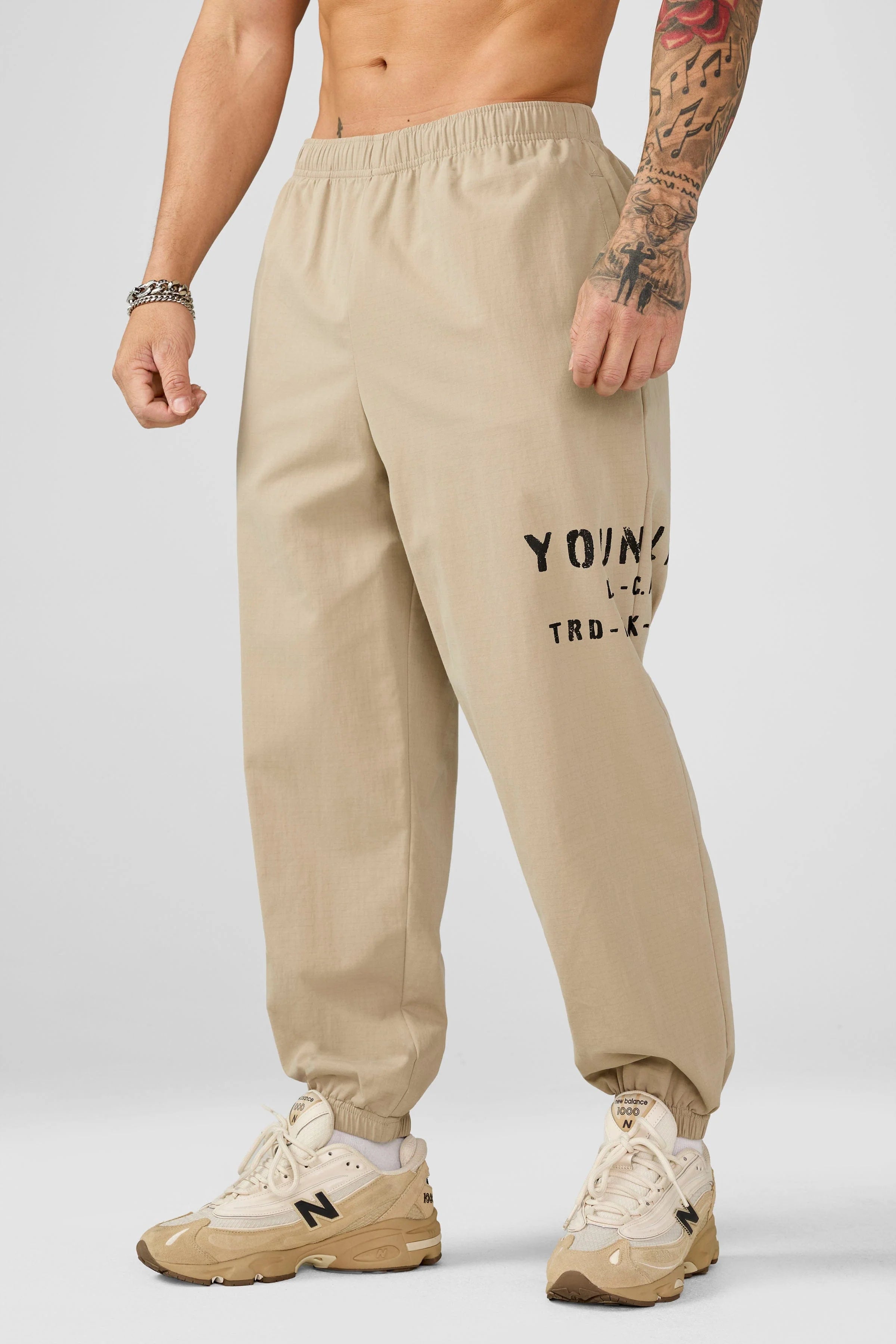 2162 - ELEVATED PUMP COVER JOGGERS PRE-ORDER