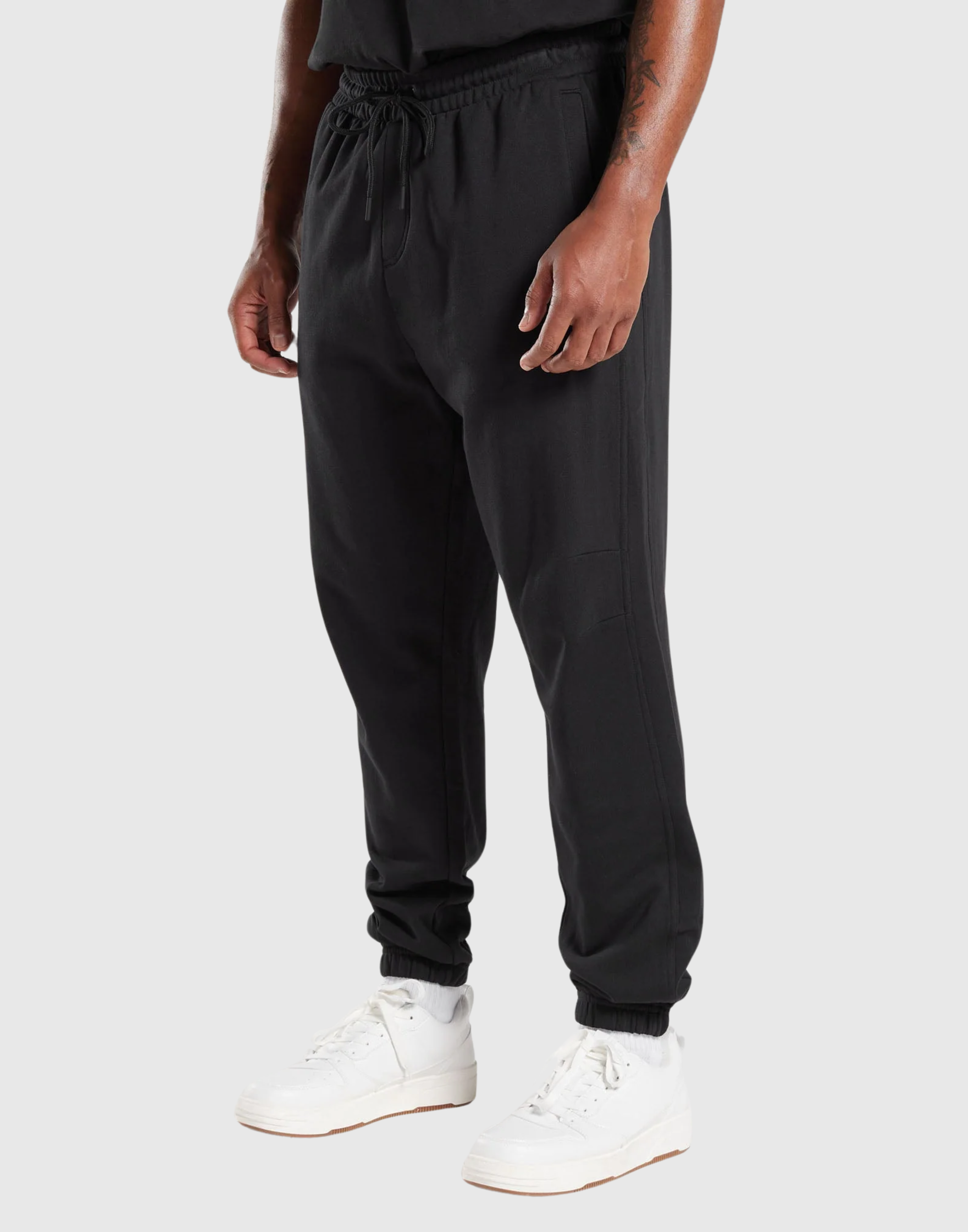 REST DAY ESSENTIAL JOGGERS