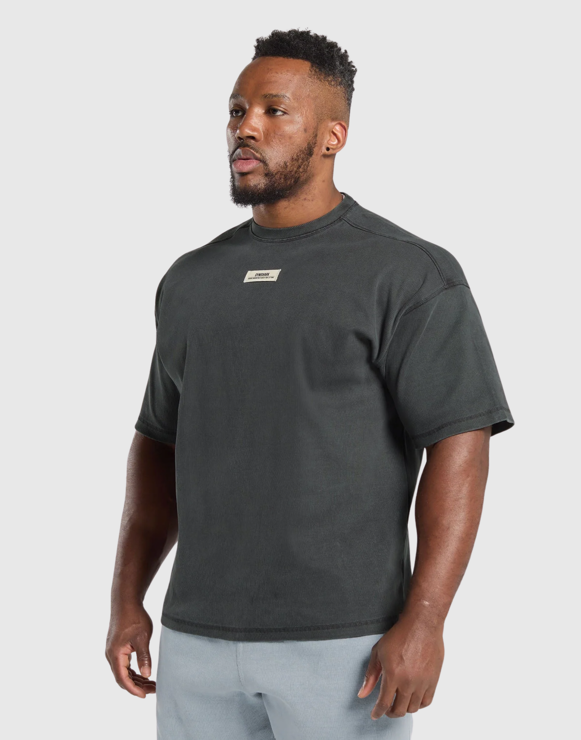 HEAVYWEIGHT SHORT SLEEVE CREW