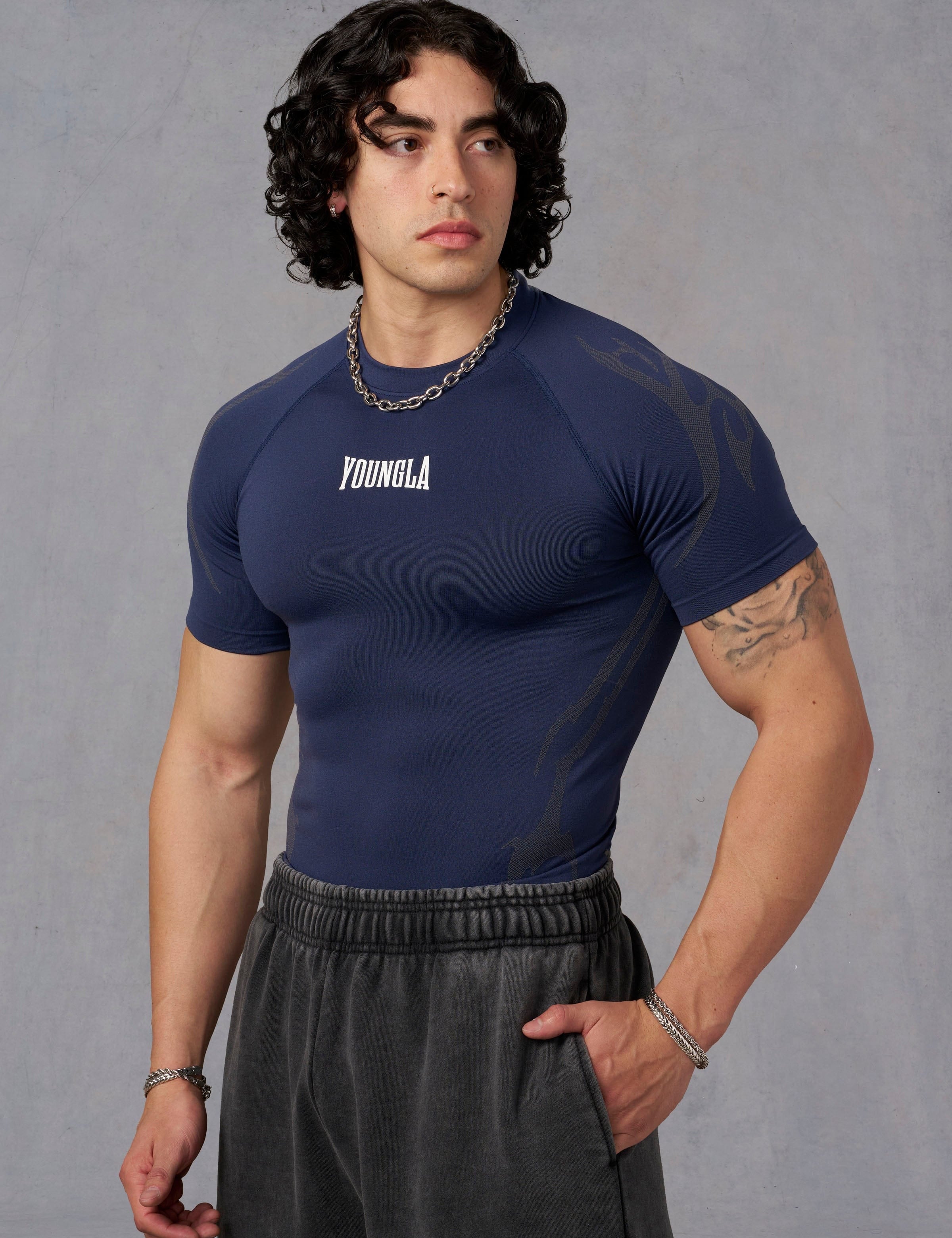 4067 - GOTHIC COMPRESSION TEE PRE-ORDER