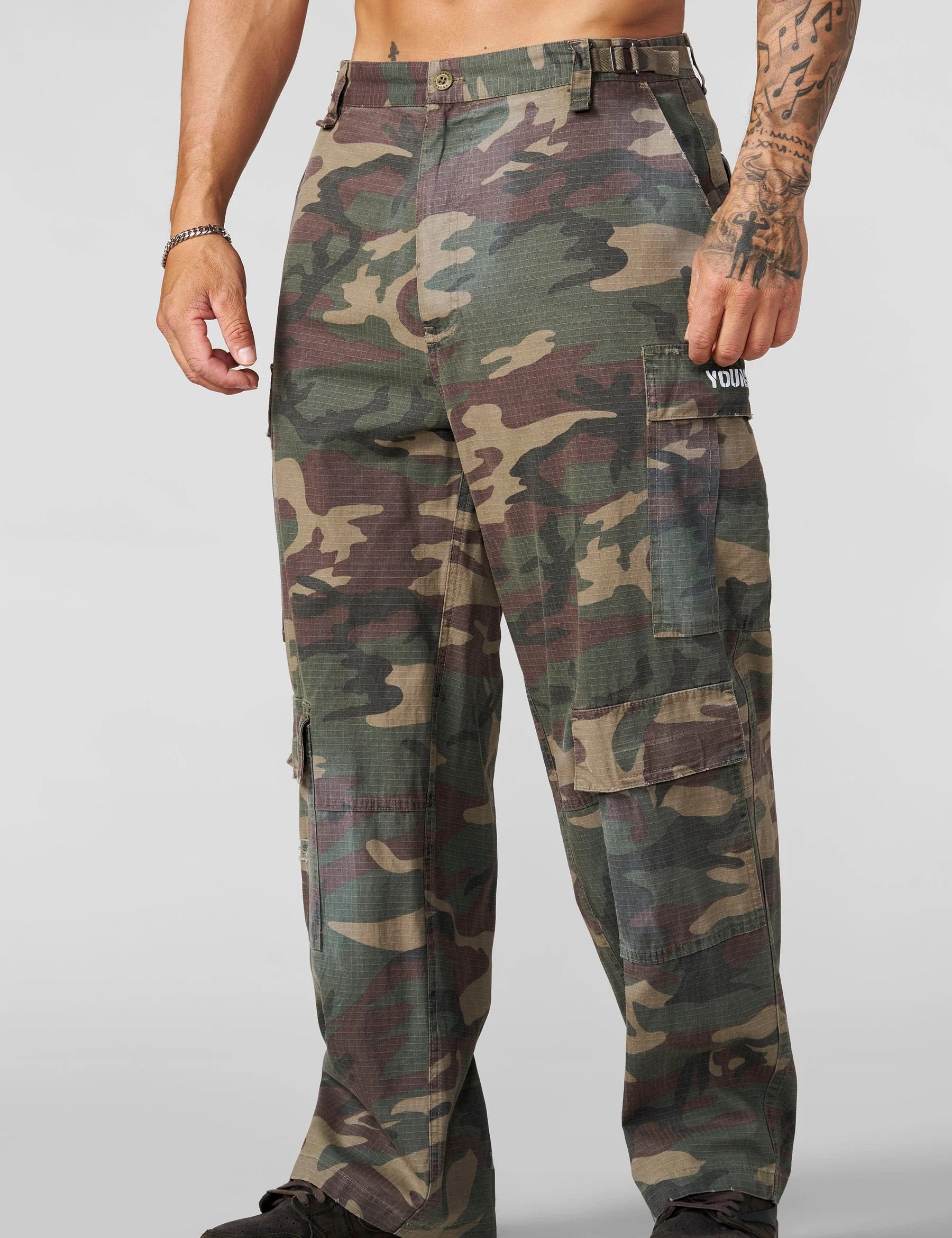 6069_army-camo_002_04_09_rudy_ecomm.webp
