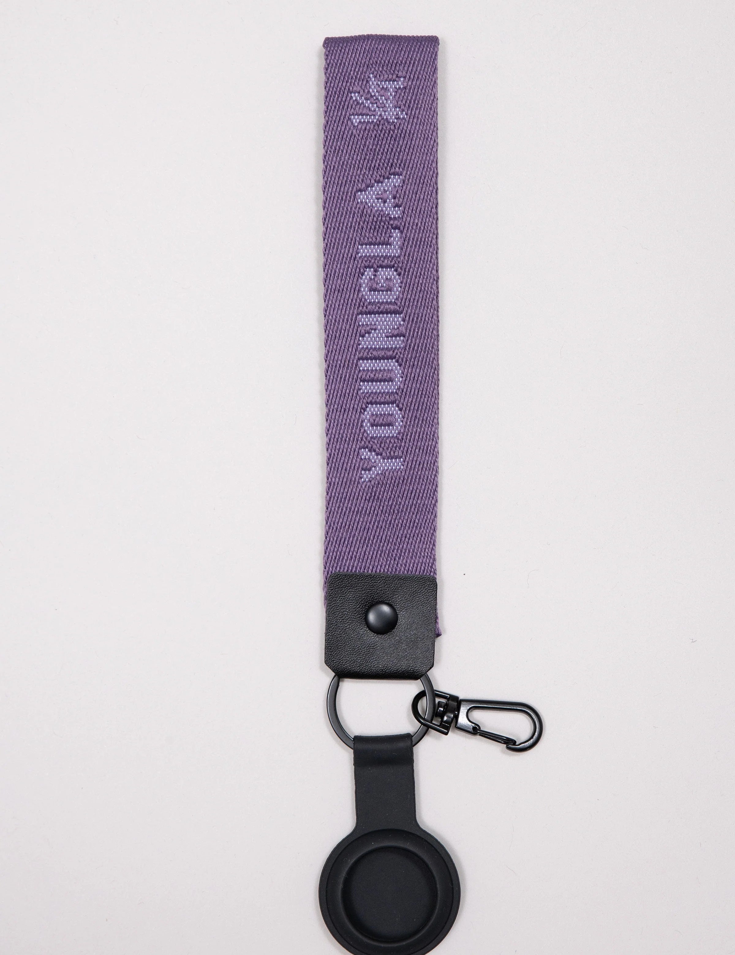 933 YOUNGLA KEYCHAINS PRE-ORDER