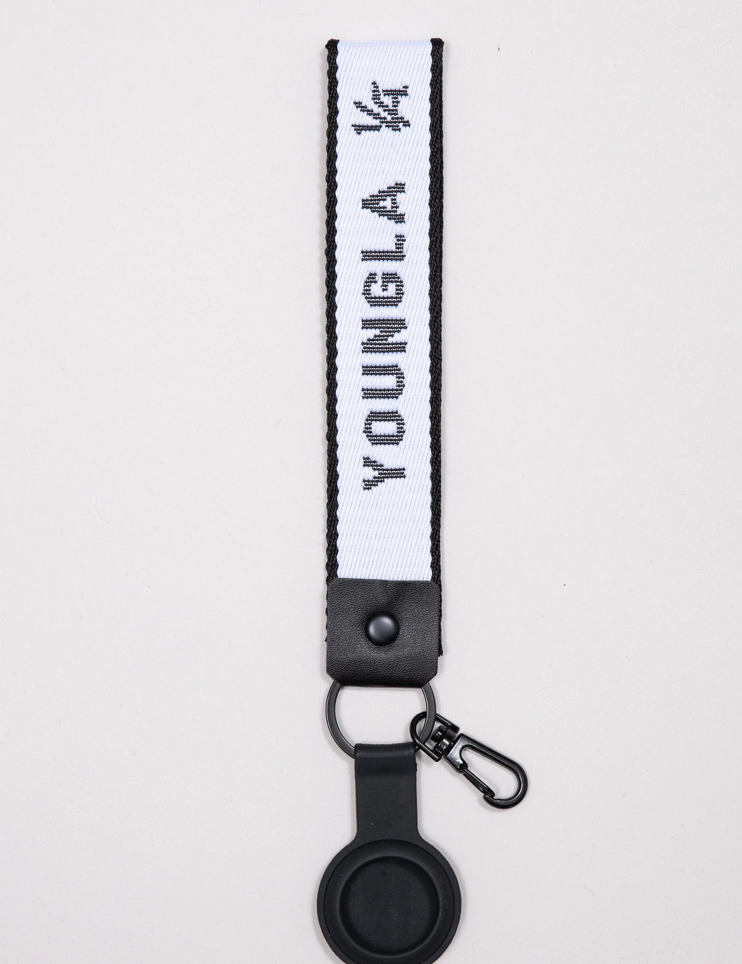 933 YOUNGLA KEYCHAINS PRE-ORDER