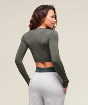 EVERYDAY SEAMLESS LONG SLEEVE CROP TOP PRE-ORDER