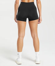 EVERYDAY SEAMLESS SHORTS PRE-ORDER