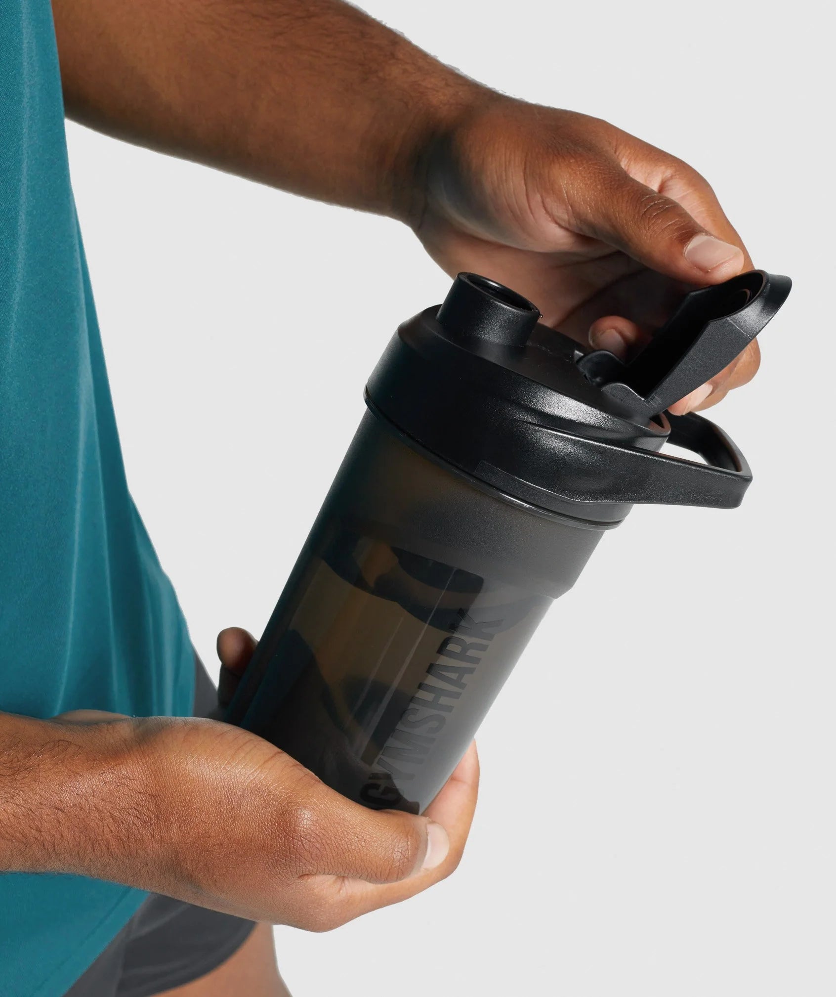 400 ML SHAKER BOTTLE