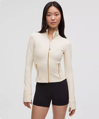 DEFINED CROPPED JACKET NULU PRE ORDER
