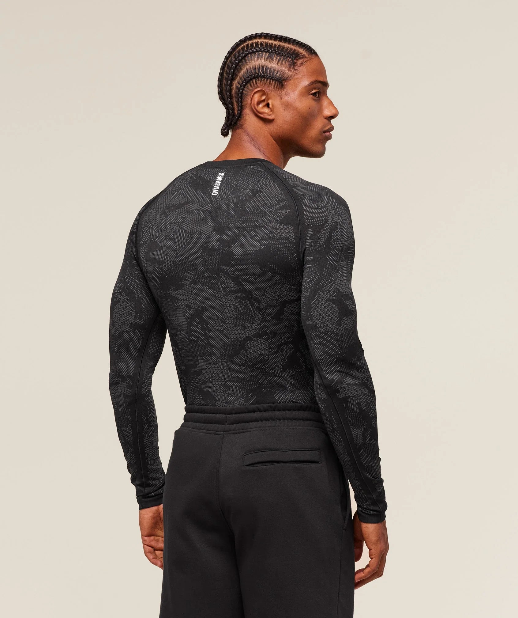 GEO SEAMLESS LONG SLEEVE T-SHIRT
