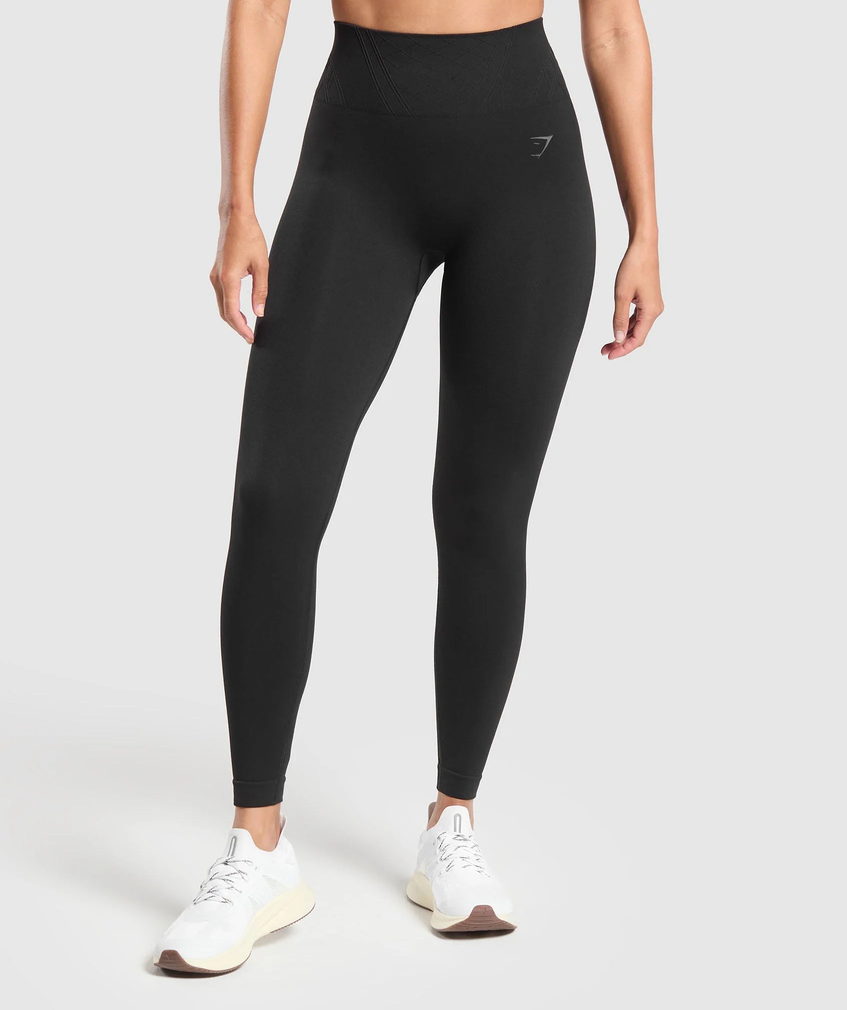 LINEAR SEAMLESS LEGGING