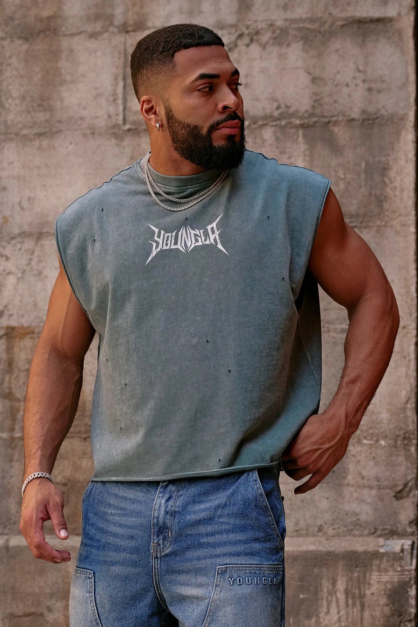 ESSENTIAL CUT-OFFS PRE-ORDER