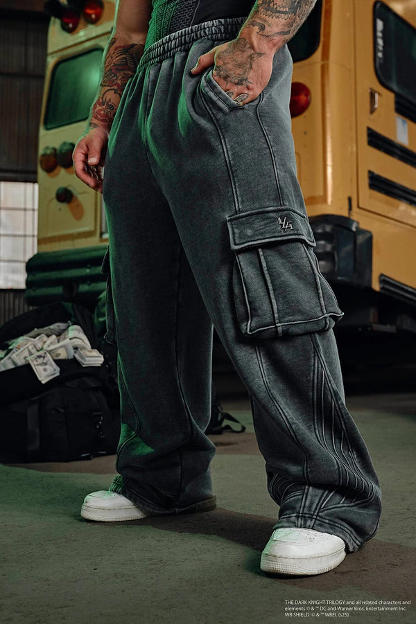 2131 - BATMAN ARMORED SWEATS PRE-ORDER