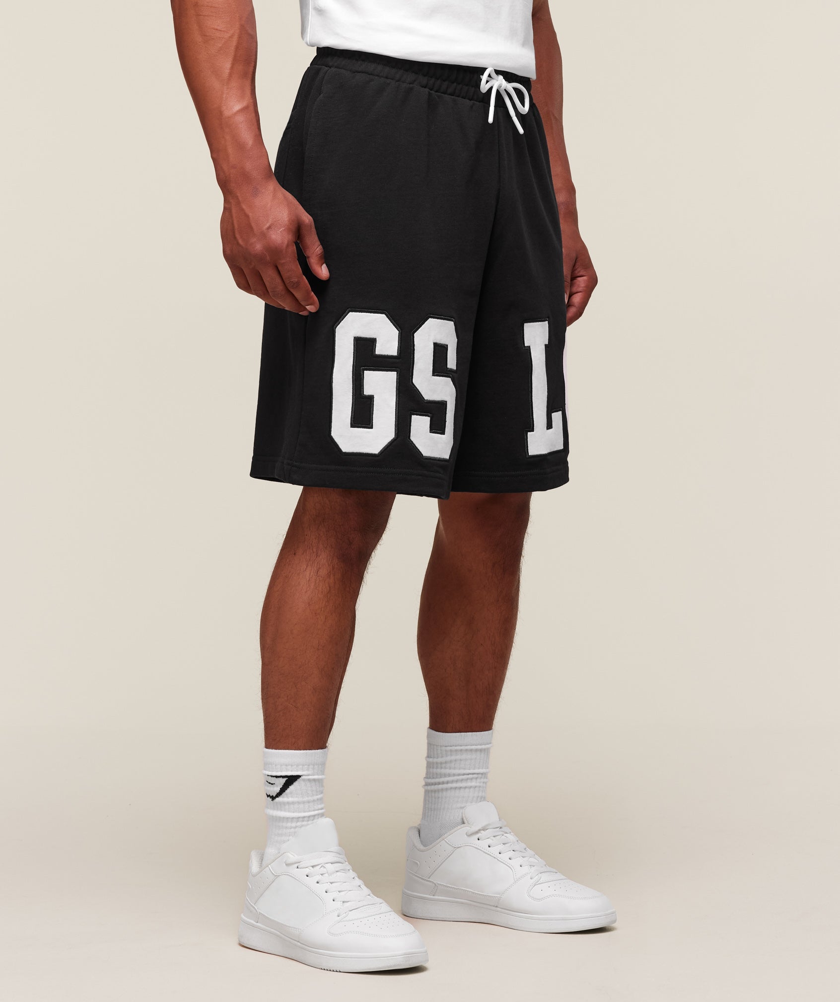 COLLEGIATE 9" SHORTS