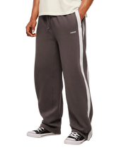 GYMSHARK X CBUM STRAIGHT LEG JOGGER PRE-ORDER