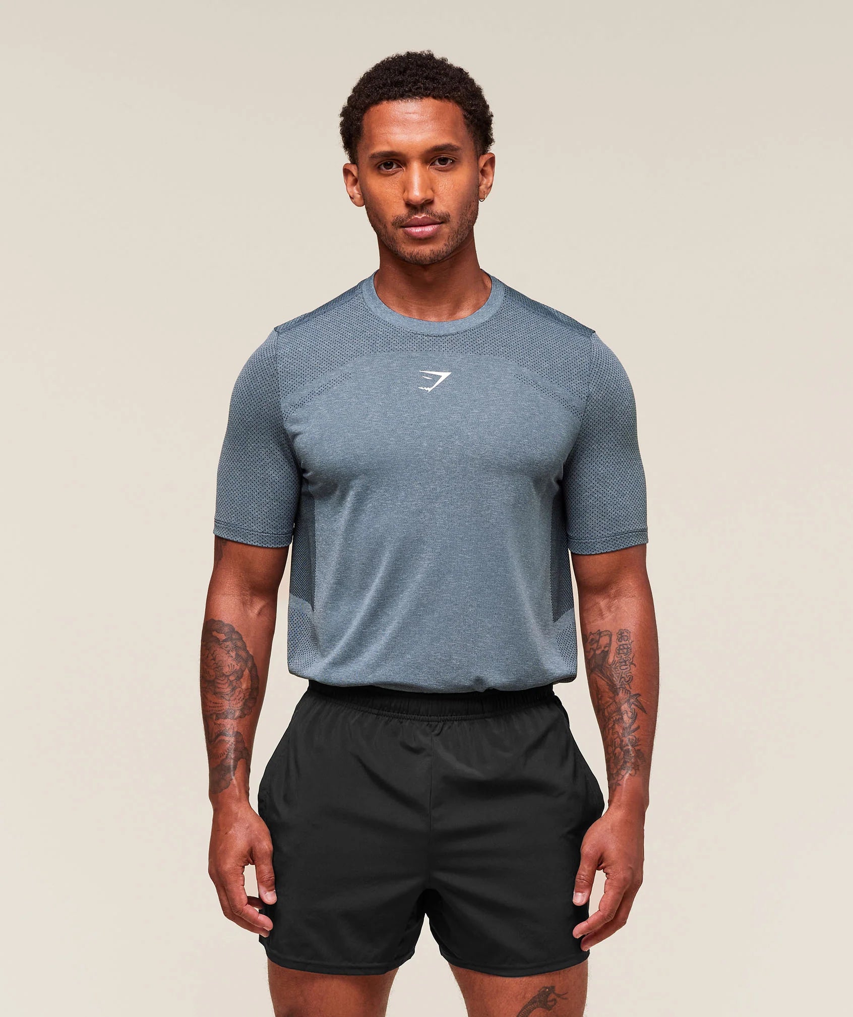 LIGHTWEIGHT SEAMLESS TSHIRT PRE-ORDER