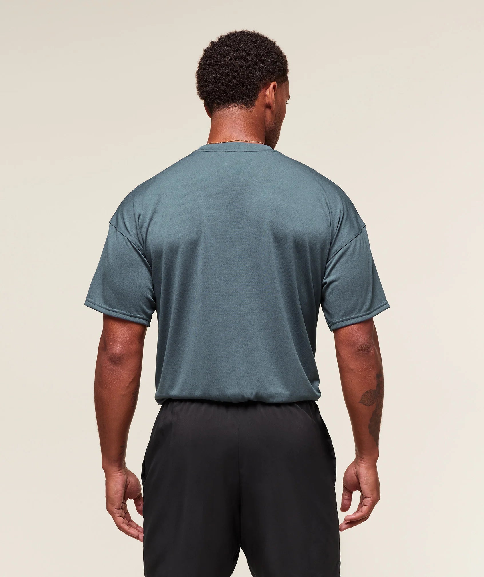 images-OversizedPerformanceT_ShirtGSTitaniumBlueA6A4W_UCMQ7793_A_3840x_jpg.webp